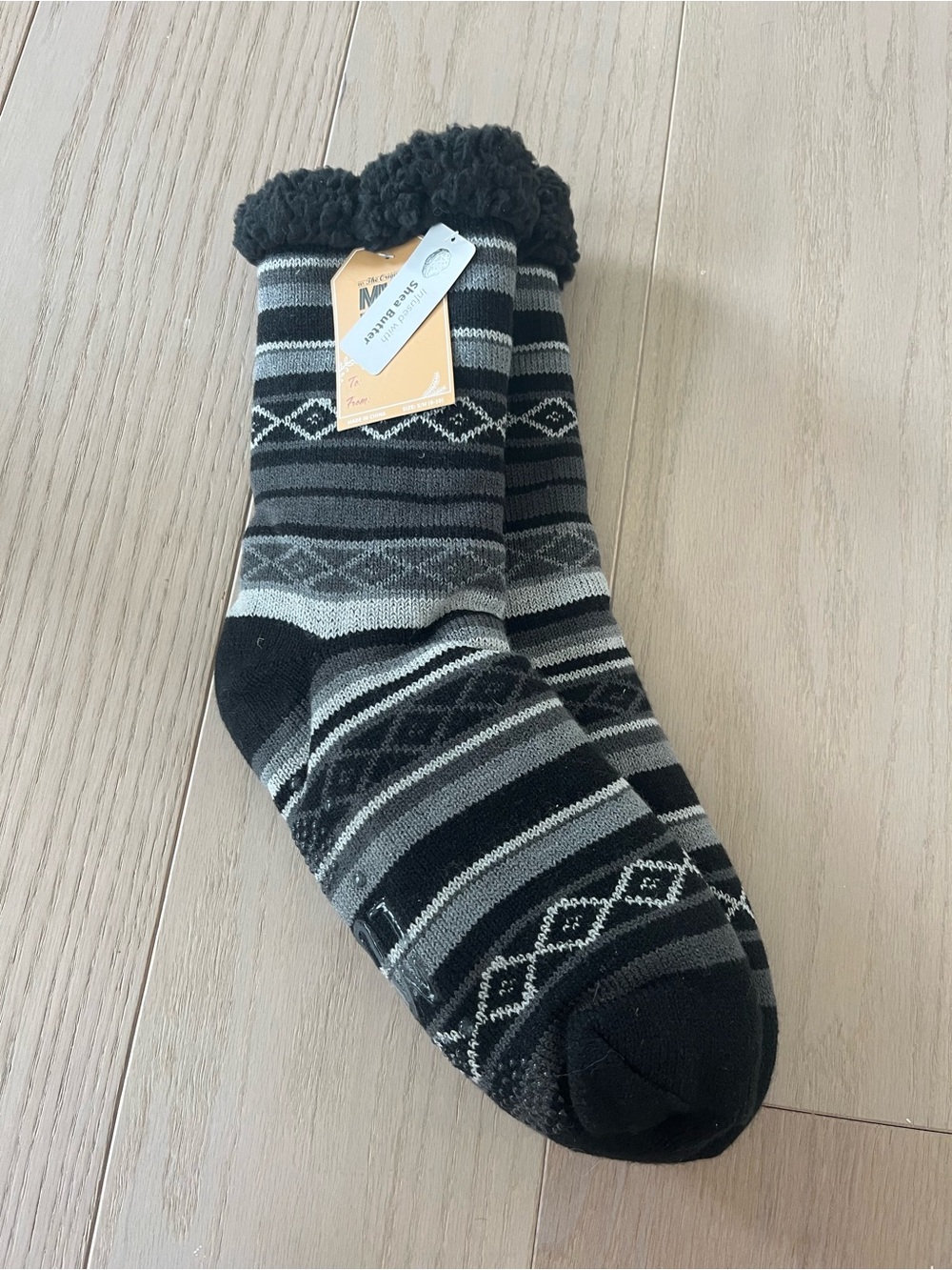 Muk Luks Men's Fleece-Lined Crew Socks in Black & Gray Stripe
